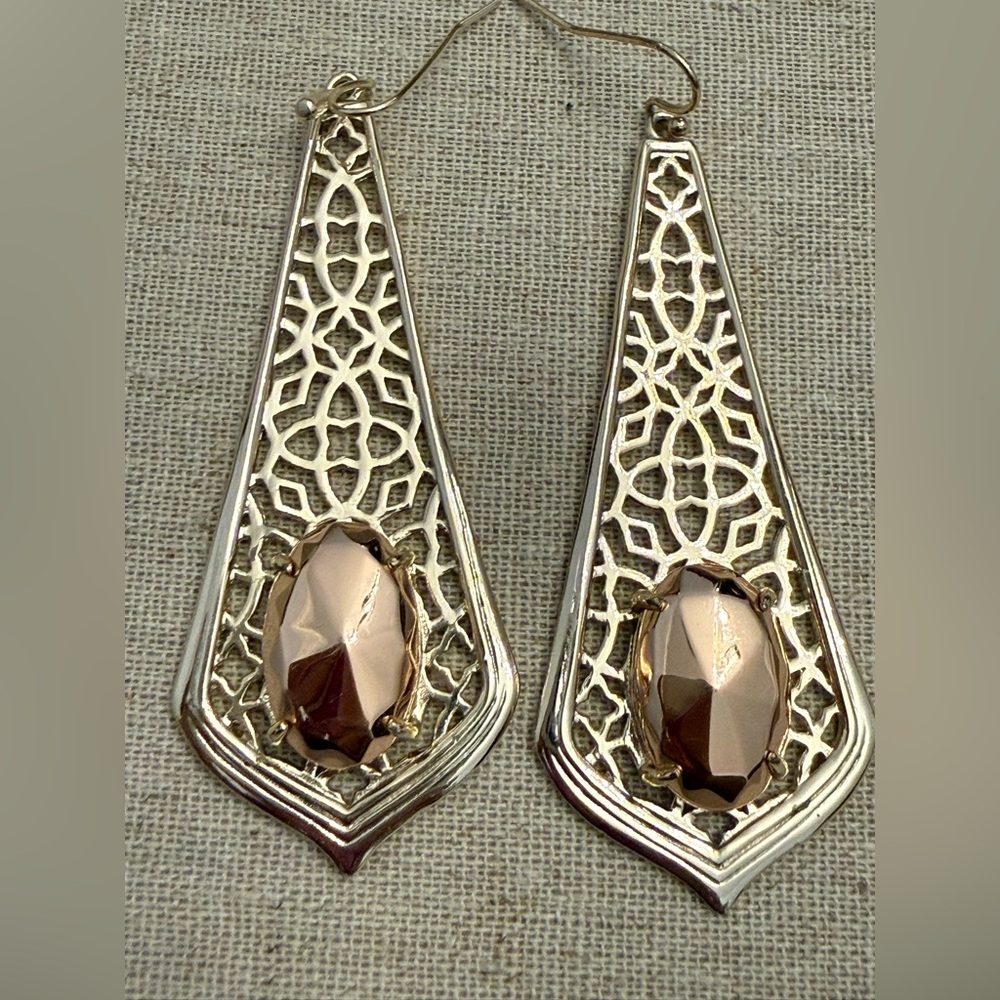 💛KENDRA SCOTT PROTOTYPE CARRIES💛